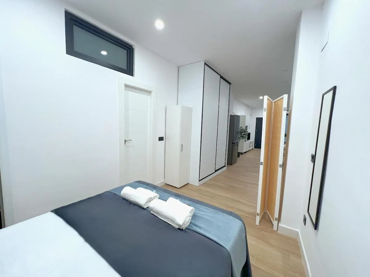 Evans Realty Bm Lujoso Y Moderno Estudio Malaga Apartment
